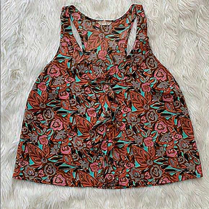 I LOVE H81 | Floral Top‎